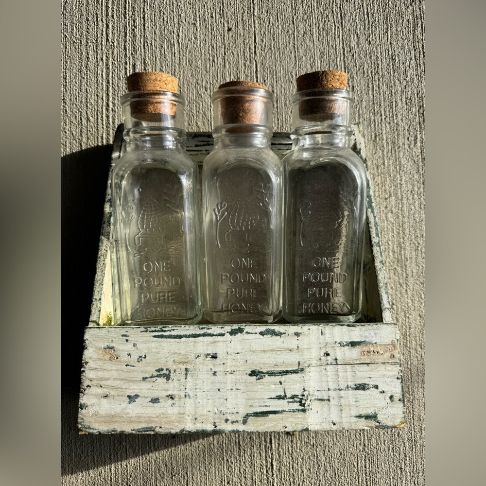 Muth Style Glass Honey Bottles in Rustic Caddie